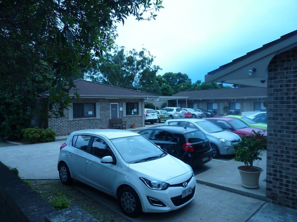 Marriott Park Motel Наура Екстериор снимка